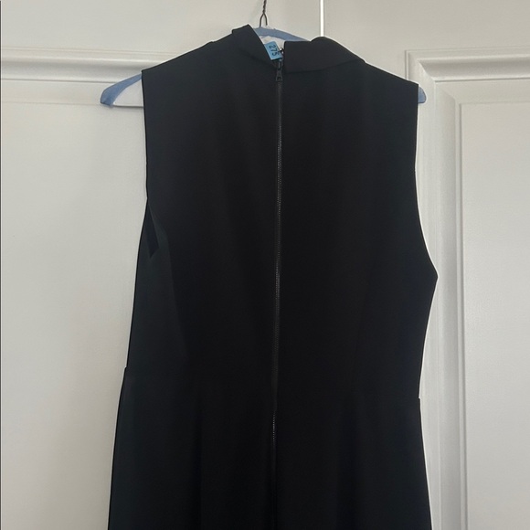 Alice + Olivia Black Classic Wide Leg Jumpsuit - Picture 4 of 7